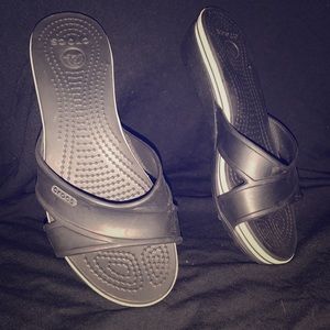 Women’s Crocs Size 8